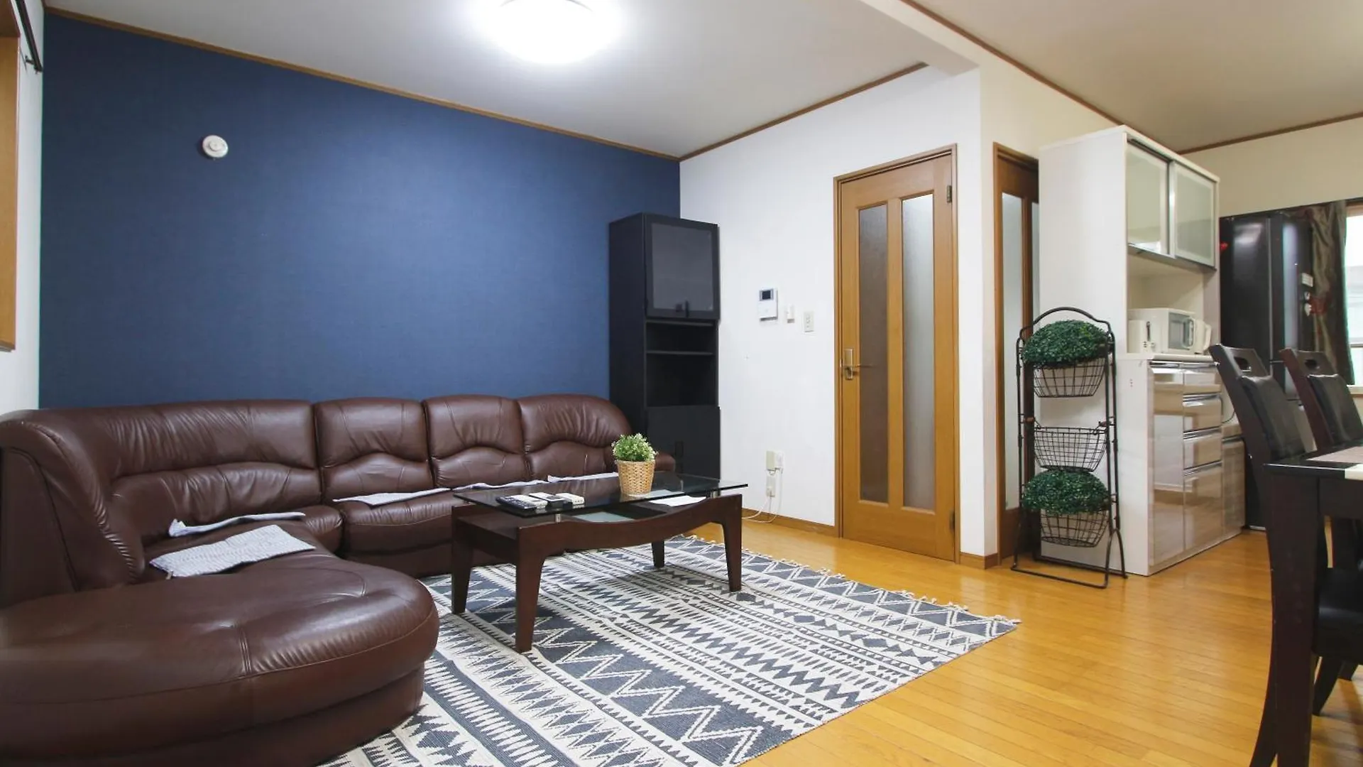 Sinnjyuku・家族やグループ・希少独立townhouse Tokyo Apartment